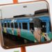 ミラー越しの鬼太郎列車